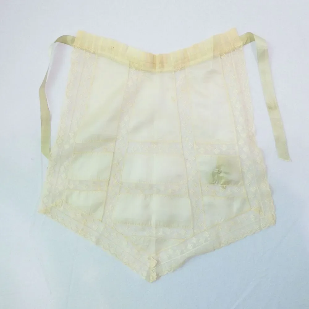 Vintage Green Dainty Lace Half‎ Apron Satin Waist Tie Coquette Cottagecore READ